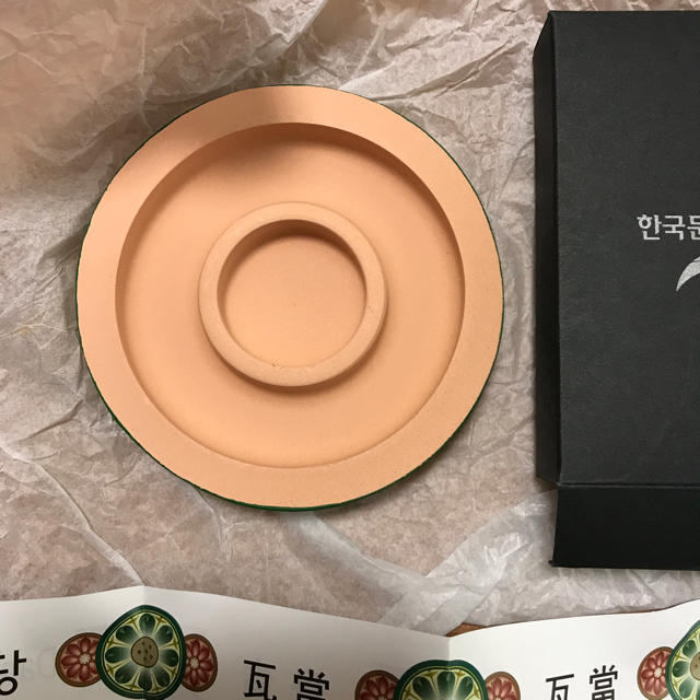 韓国の飾り物 瓦當(ワダン) 緑 ハンドメイドのインテリア/家具(インテリア雑貨)の商品写真