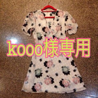 トップショップ(TOPSHOP)のTOPSHOP 花柄ワンピース(ひざ丈ワンピース)