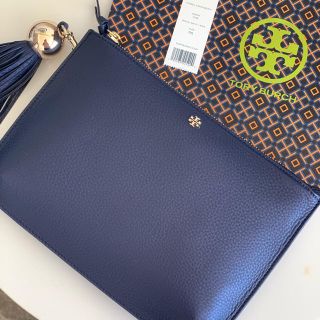 トリーバーチ(Tory Burch)のトリーバーチ  新品 バッグ クラッチ タッセル クロスボディ ネイビー 紺(ショルダーバッグ)