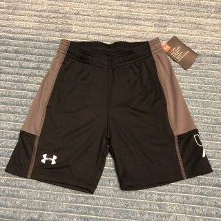 アンダーアーマー(UNDER ARMOUR)のアンダーアーマー  半パン 新品(パンツ/スパッツ)