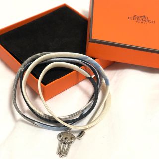 エルメス(Hermes)のHERMES パリ本店限定 シルクブレス(ブレスレット/バングル)