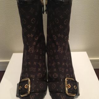 ルイヴィトン(LOUIS VUITTON)のルイヴィトン ショートブーツ(ブーツ)