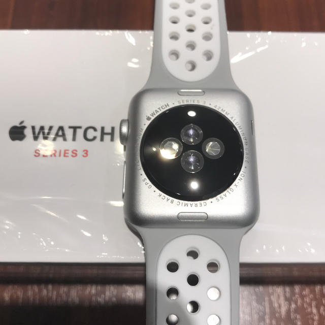 Apple Watch(アップルウォッチ)のApple Watch series3 セルラー 42mm メンズの時計(腕時計(デジタル))の商品写真