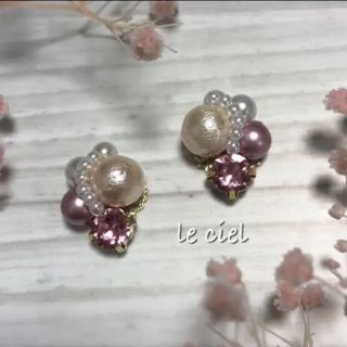 スワロフスキー(SWAROVSKI)のSAKURA〜ライトローズスワロフスキー×パールピアス(ピアス)