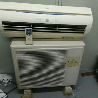 富士通 - FUJITSU ルームエアコン 6畳〜10畳 2006年 まだ元気 富士通 - FUJITSU ルームエアコン 6畳〜10畳 2006年 まだ元気
