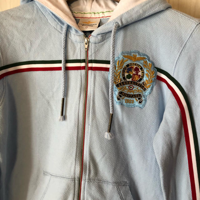 AERONAUTICA MILITARE(アエロナウティカミリターレ)のaeronautica militare  ワッペン付きジップアップパーカー レディースのトップス(パーカー)の商品写真