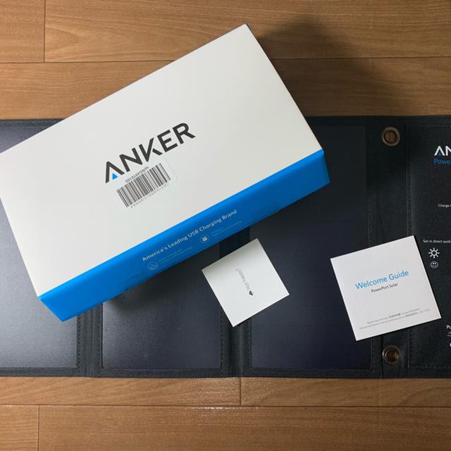 Anker PowerPort Solar 21W 2ポートソーラーチャージャー スマホ/家電/カメラのスマートフォン/携帯電話(バッテリー/充電器)の商品写真