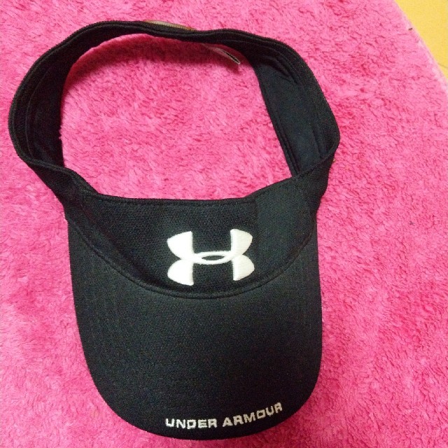 UNDER ARMOUR(アンダーアーマー)のshuさん専用UNDER ARMOURサンバイザー♡Rakuma1 メンズの帽子(サンバイザー)の商品写真