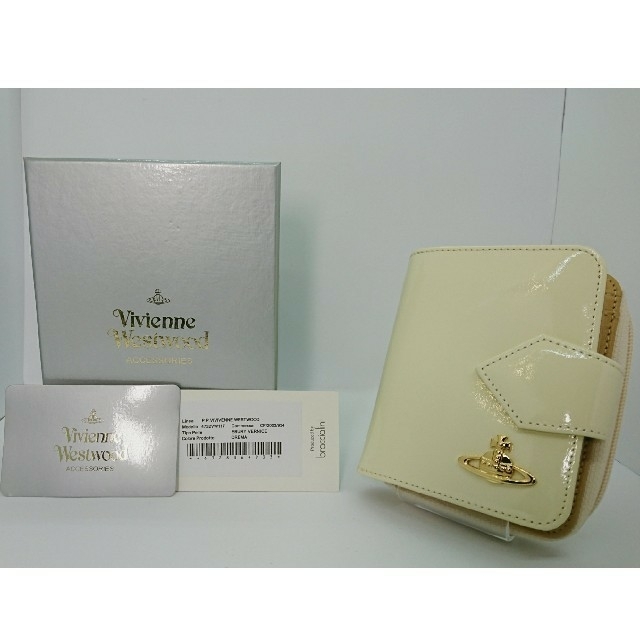 セール！【訳あり・新品】Vivienne Westwood 折財布 本物保証