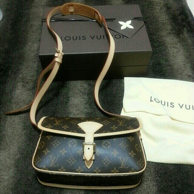 大特価!! LOUIS VUITTON - ルイ・ヴィトン ソローニュ ショルダーバッグ 大特価!! LOUIS VUITTON - ルイ・ヴィトン ソローニュ ショルダーバッグ