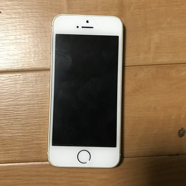 Apple(アップル)のiPhone se スマホ/家電/カメラのスマートフォン/携帯電話(スマートフォン本体)の商品写真