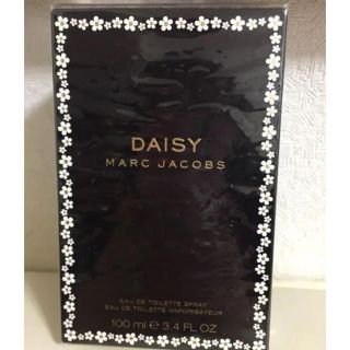 マークジェイコブス(MARC JACOBS)の♡MARC JACOBS のDAISY EDT♡(香水(女性用))