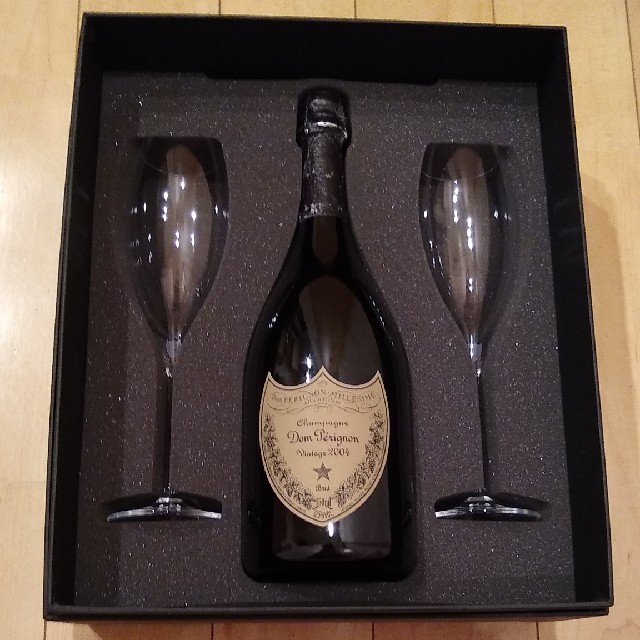 Dom Pérignon(ドンペリニヨン)のmasa様専用　ドン・ペリニヨン ヴィンテージ2004年  食品/飲料/酒の酒(シャンパン/スパークリングワイン)の商品写真