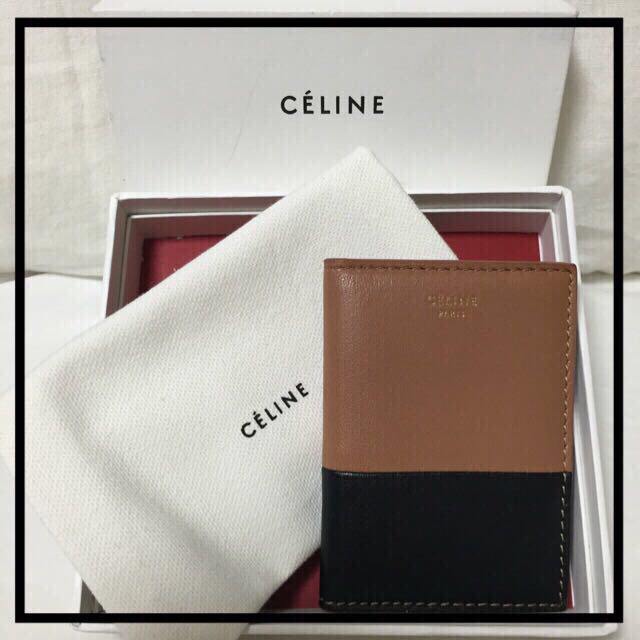 celine(セリーヌ)のCELINE パスケース  レディースのファッション小物(名刺入れ/定期入れ)の商品写真