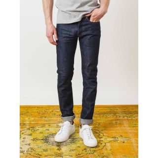 アーペーセー(A.P.C)のAPC アーペーセー プチニュースタンダード スキニーデニムジーンズ 26インチ(デニム/ジーンズ)