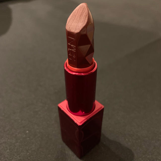 NARS(ナーズ)の【使用品】NARS リップスティック コスメ/美容のベースメイク/化粧品(口紅)の商品写真