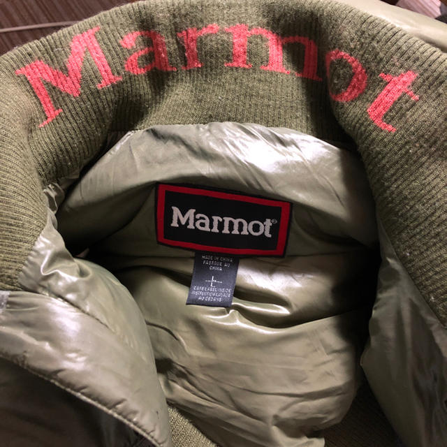 MARMOT(マーモット)のマーモット ダウンベスト MJJ7144 オリーブ メンズL メンズのジャケット/アウター(ダウンベスト)の商品写真