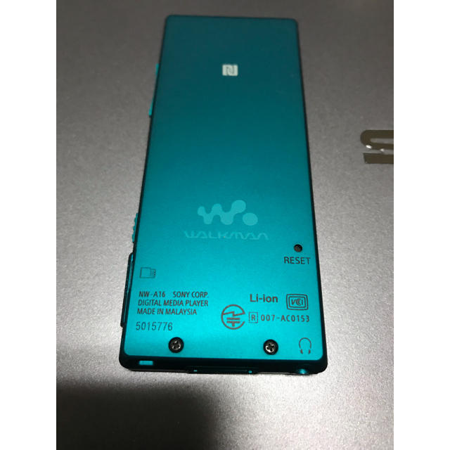 WALKMAN(ウォークマン)のNW-A16 ウォークマン スマホ/家電/カメラのオーディオ機器(ポータブルプレーヤー)の商品写真