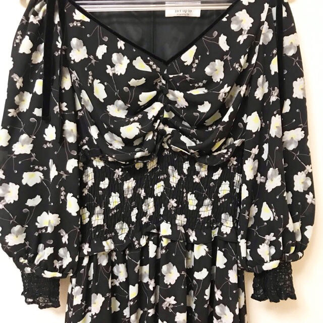 SNIDEL(スナイデル)の美品定価以下♡こじはる Her lip to フラワープリントワンピース レディースのワンピース(ロングワンピース/マキシワンピース)の商品写真