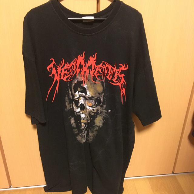 上等な vetements tシャツ風 。 Tシャツ/カットソー(半袖/袖なし