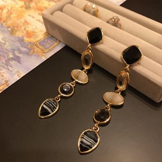 アメリヴィンテージ(Ameri VINTAGE)のimport bijou pierce✩︎‧₊インポート ビジュー ピアス＊(ピアス)