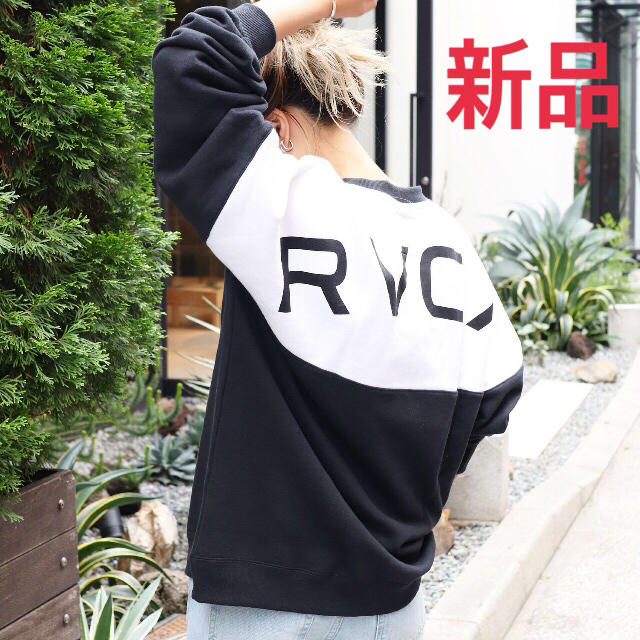 RVCA(ルーカ)のCANAL JEAN × RVCAロゴトレーナー ブラック メンズのトップス(スウェット)の商品写真