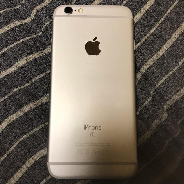 iPhone6S 64GB docomo シルバー