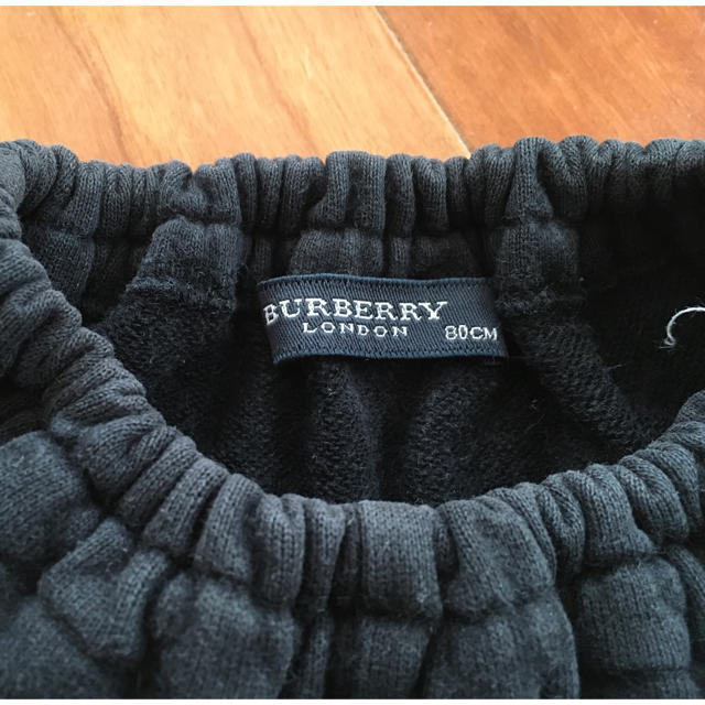 BURBERRY(バーバリー)のバーバリー Burberry パンツ  赤ちゃん  ベビー  80cm  黒 キッズ/ベビー/マタニティのベビー服(~85cm)(パンツ)の商品写真