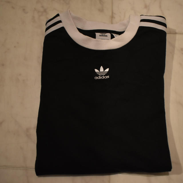 adidas(アディダス)のadidas Originals  レディースのトップス(Tシャツ(長袖/七分))の商品写真