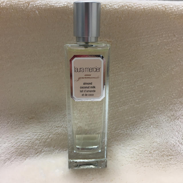 laura mercier アーモンドココナッツミルク 香水