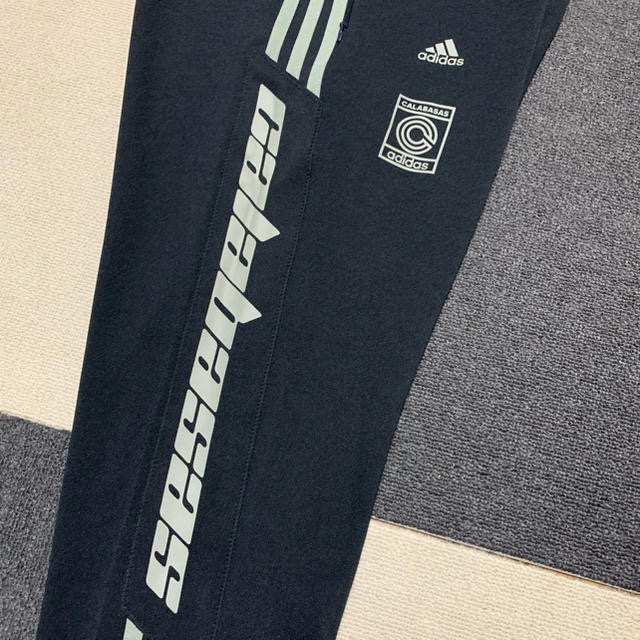 YEEZY CALABASAS TRACK PANT カラバサストラックパンツ 買取り実績
