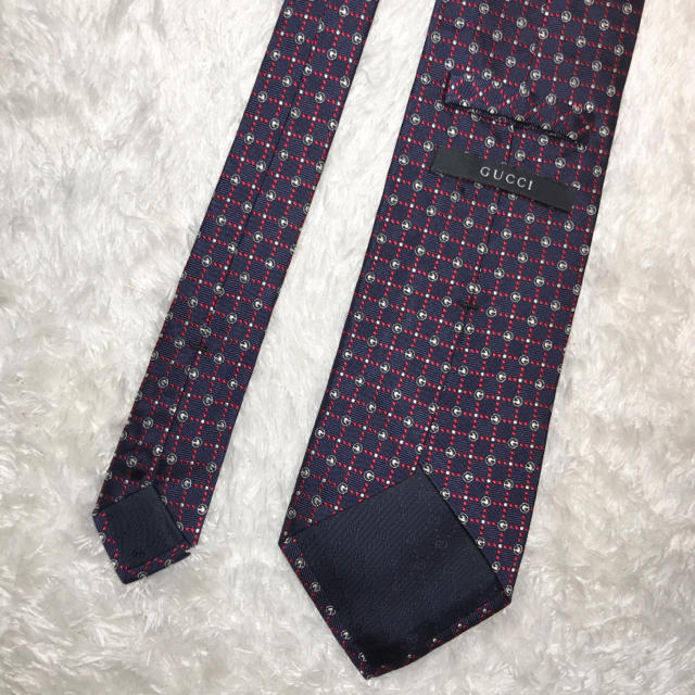 Gucci(グッチ)の【美品 人気ブランド】 グッチ ネクタイ 高級シルク Gマーク ドット柄 高級感 メンズのファッション小物(ネクタイ)の商品写真