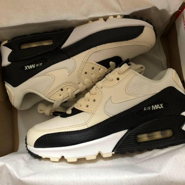 NIKE(ナイキ)のNIKE airmax90 レディースの靴/シューズ(スニーカー)の商品写真