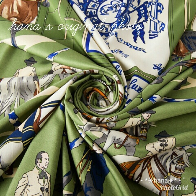 ご予約✳大判 シルク スカーフ 馬術 グリーン オレンジ 馬　  レディースのファッション小物(ストール/パシュミナ)の商品写真