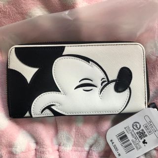 ディズニー(Disney)のサトノアカリ様専用  新品、未使用 ミッキー長財布 (ディズニーストア)(財布)
