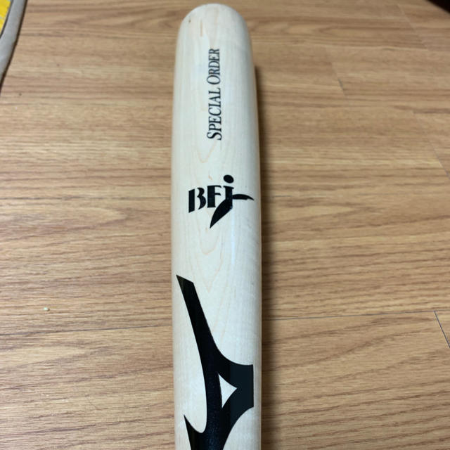 MIZUNO(ミズノ)の硬式木製バット スポーツ/アウトドアの野球(バット)の商品写真