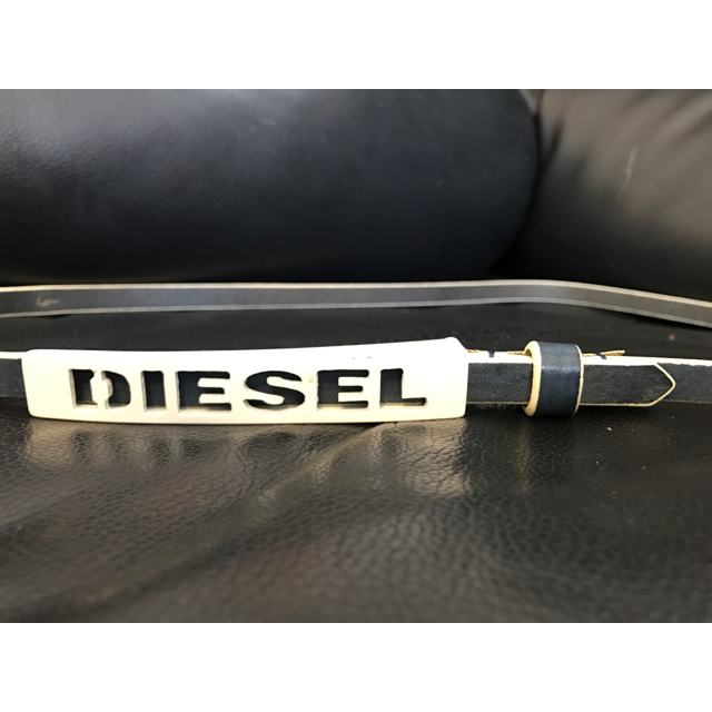 DIESEL(ディーゼル)のDIESEL ベルト ロゴ ネイビー レディース ディーゼル レディースのファッション小物(ベルト)の商品写真