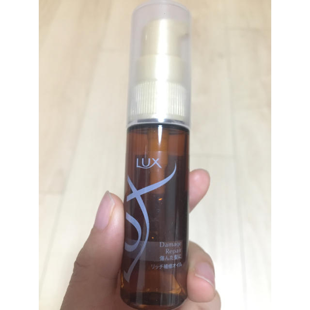 LUX(ラックス)のヘアオイル ラックス スーパーリッチシャイン ダメージリペア リッチ補修オイル コスメ/美容のヘアケア/スタイリング(トリートメント)の商品写真