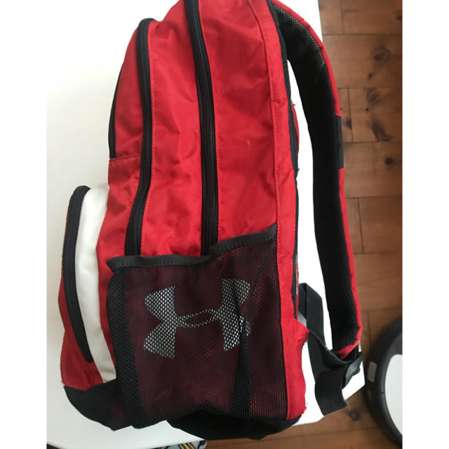 UNDER ARMOUR(アンダーアーマー)のUNDER ARMOURリュック メンズのバッグ(バッグパック/リュック)の商品写真