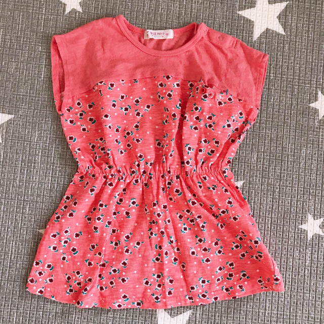 WILL MERY(ウィルメリー)のWillMery 花柄チュニック 90 キッズ/ベビー/マタニティのキッズ服女の子用(90cm~)(Tシャツ/カットソー)の商品写真