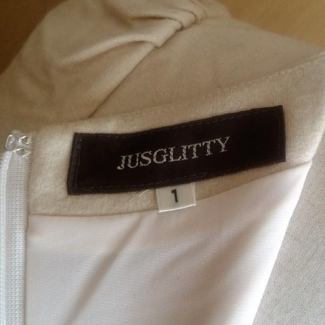 JUSGLITTY(ジャスグリッティー)のジャスグリッティ　ワンピース レディースのワンピース(ひざ丈ワンピース)の商品写真