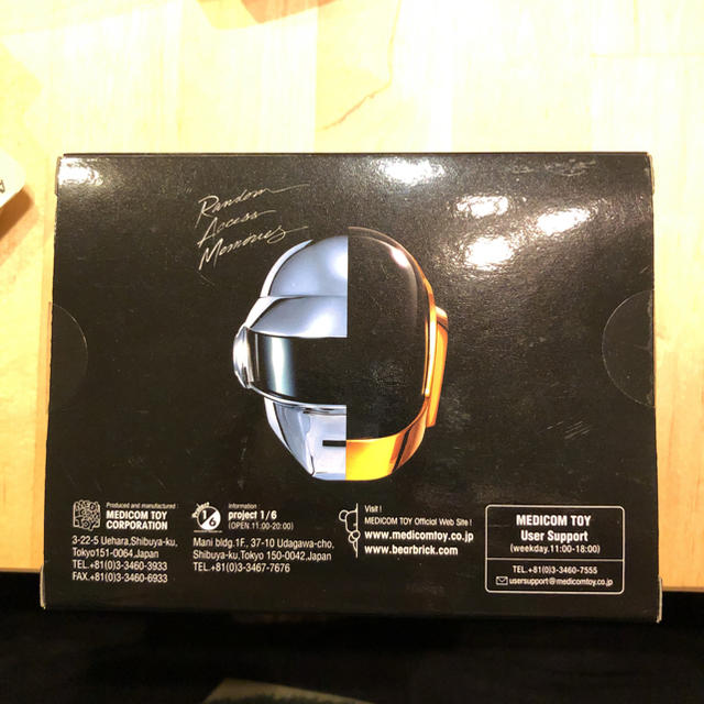 MEDICOM TOY(メディコムトイ)のdaft punk b@er blick ベアブリック 100% ダフトパンク エンタメ/ホビーのタレントグッズ(ミュージシャン)の商品写真