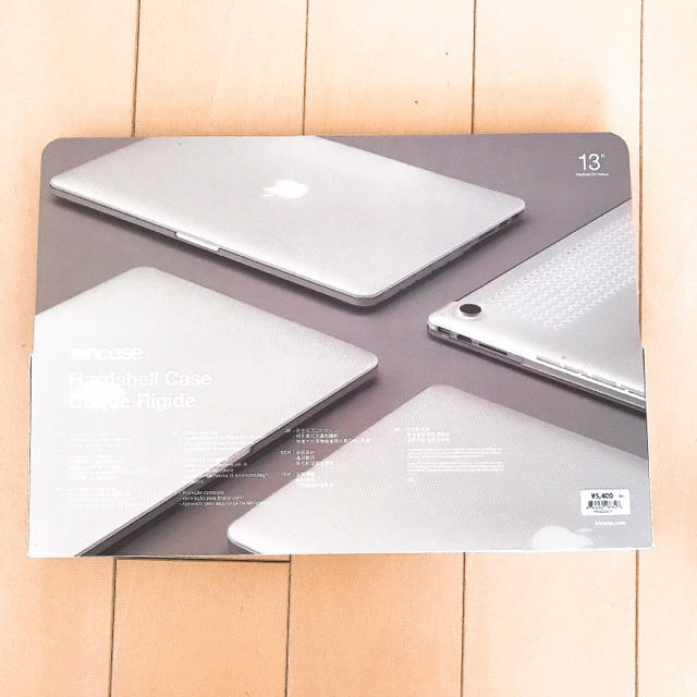 Incase(インケース)の新品 Incase MacBook ケース スマホ/家電/カメラのPC/タブレット(PC周辺機器)の商品写真