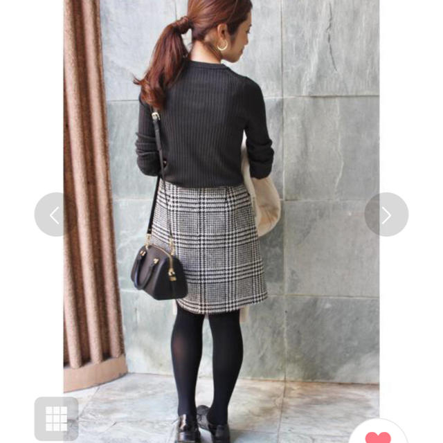 IENA(イエナ)のイエナiena 千鳥格子 台形スカート 膝丈ウールスカートポケット付き 白黒36 レディースのスカート(ひざ丈スカート)の商品写真