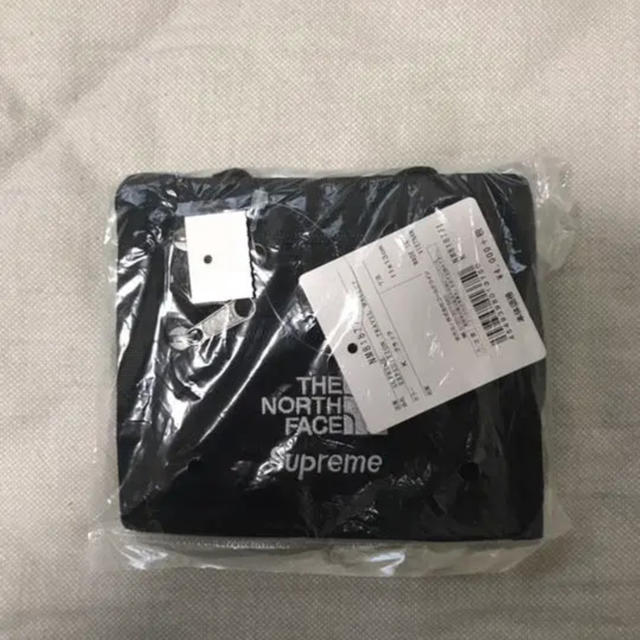 Supreme The North Face Travel Wallet