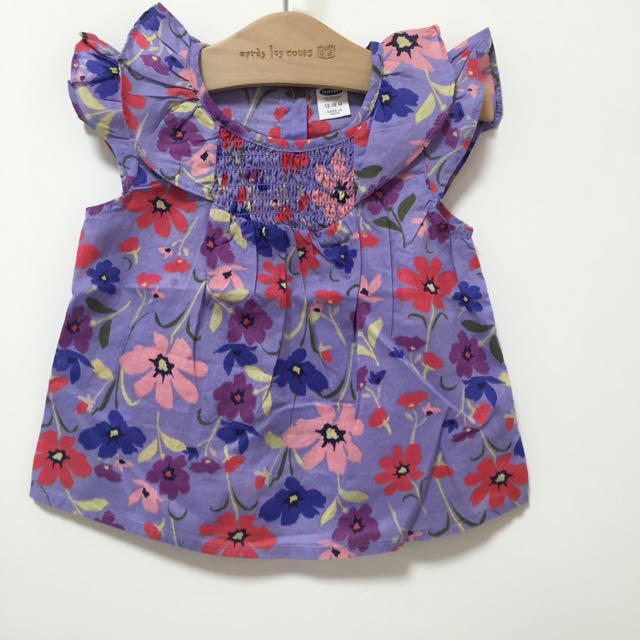 Old Navy(オールドネイビー)の花柄トップス ☻ キッズ/ベビー/マタニティのキッズ服女の子用(90cm~)(その他)の商品写真