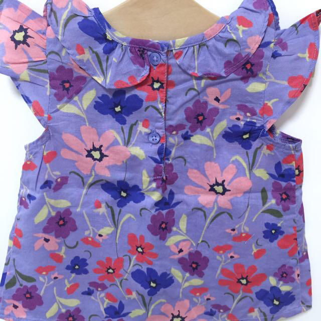 Old Navy(オールドネイビー)の花柄トップス ☻ キッズ/ベビー/マタニティのキッズ服女の子用(90cm~)(その他)の商品写真