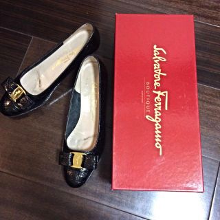 フェラガモ(Ferragamo)のフェラガモ⭐️型押しヴァラパンプス(ハイヒール/パンプス)