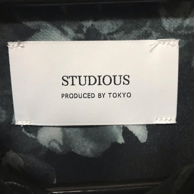 STUDIOUS(ステュディオス)のSTUDIOUS フラワーシャツ メンズのトップス(シャツ)の商品写真