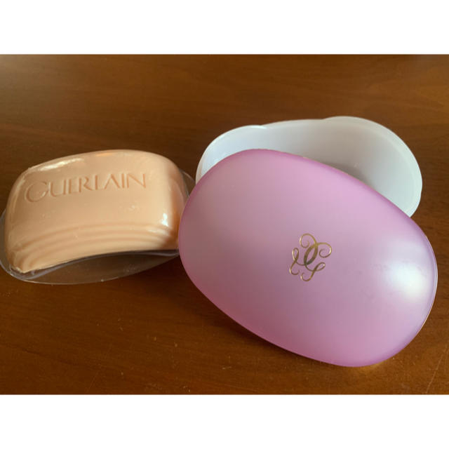 GUERLAIN(ゲラン)のゲラン シャンゼリゼ パフュームソープ コスメ/美容のボディケア(ボディソープ/石鹸)の商品写真